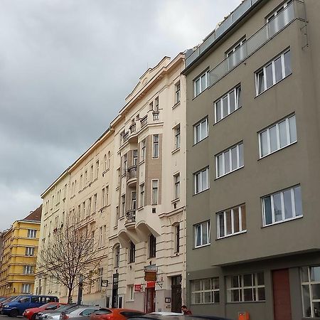 Niko 1 Lägenhet Prag Exteriör bild
